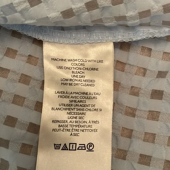 😍 NWT Anthropologie powder blue, mesh-like puffed sleeve top. L. Gorg!! - Picture 11 of 11